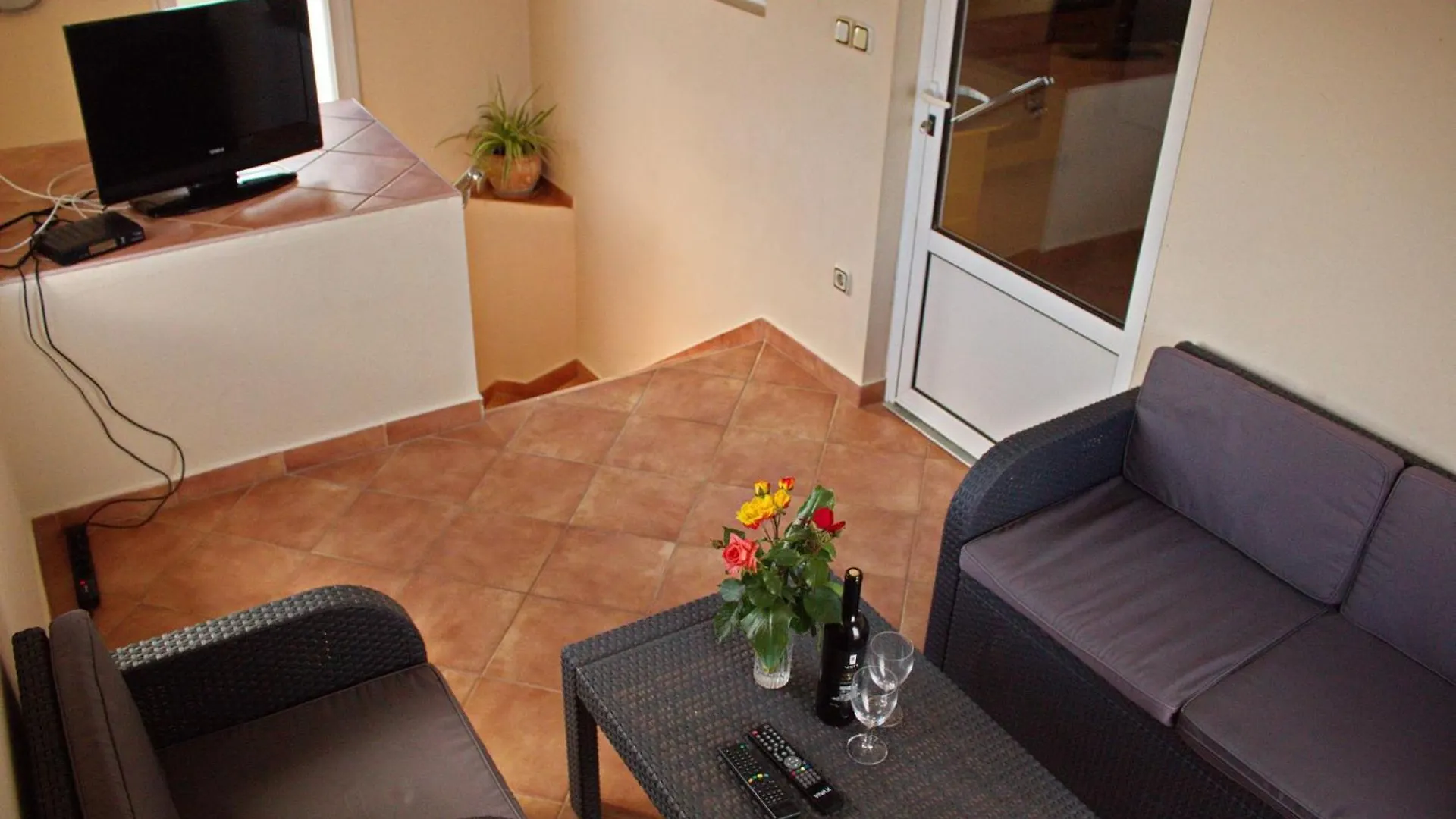 Apartments By The Sea Nin, Zadar - 12890 Croatia